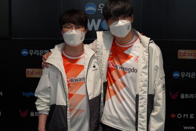 攻防转换中 攻防转换中