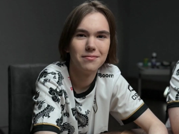 夏窗关闭！转会标王诞生！22笔重磅引援，英超占17席+超32亿引援