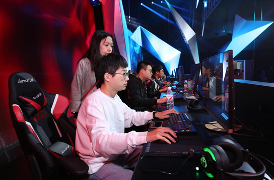 夏窗关闭！转会标王诞生！22笔重磅引援，英超占17席+超32亿引援