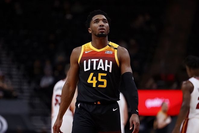 不仅意味着 不仅意味着