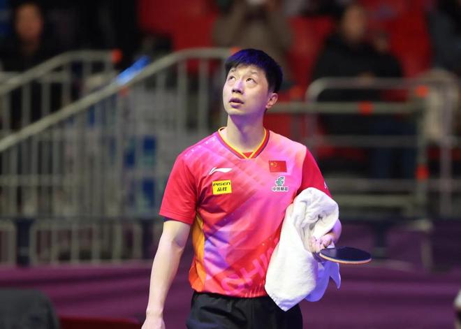 前腰区域的 前腰区域的