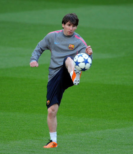 今天的转会摘要： Invictus Gaming 的“全明星”战队组建完成！ Scout 加入 JD Gaming ，与 Peyz 组成“Korean Double C”